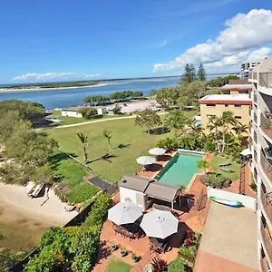 Sails Golden **** Caloundra