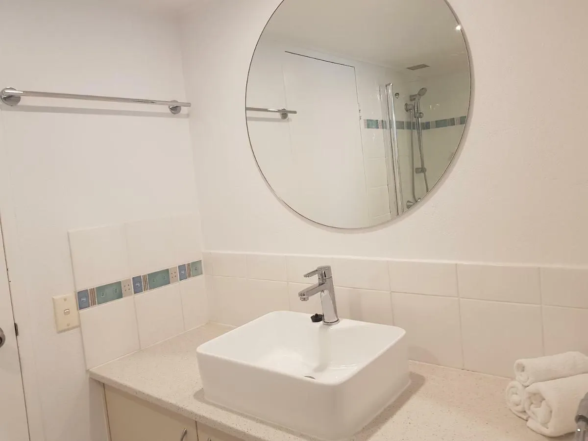 Aparthotel Casablanca Beachfront Apartments Caloundra